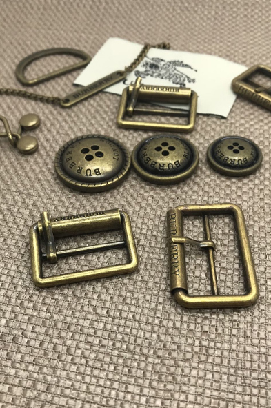 Kleding Metalen versieringen